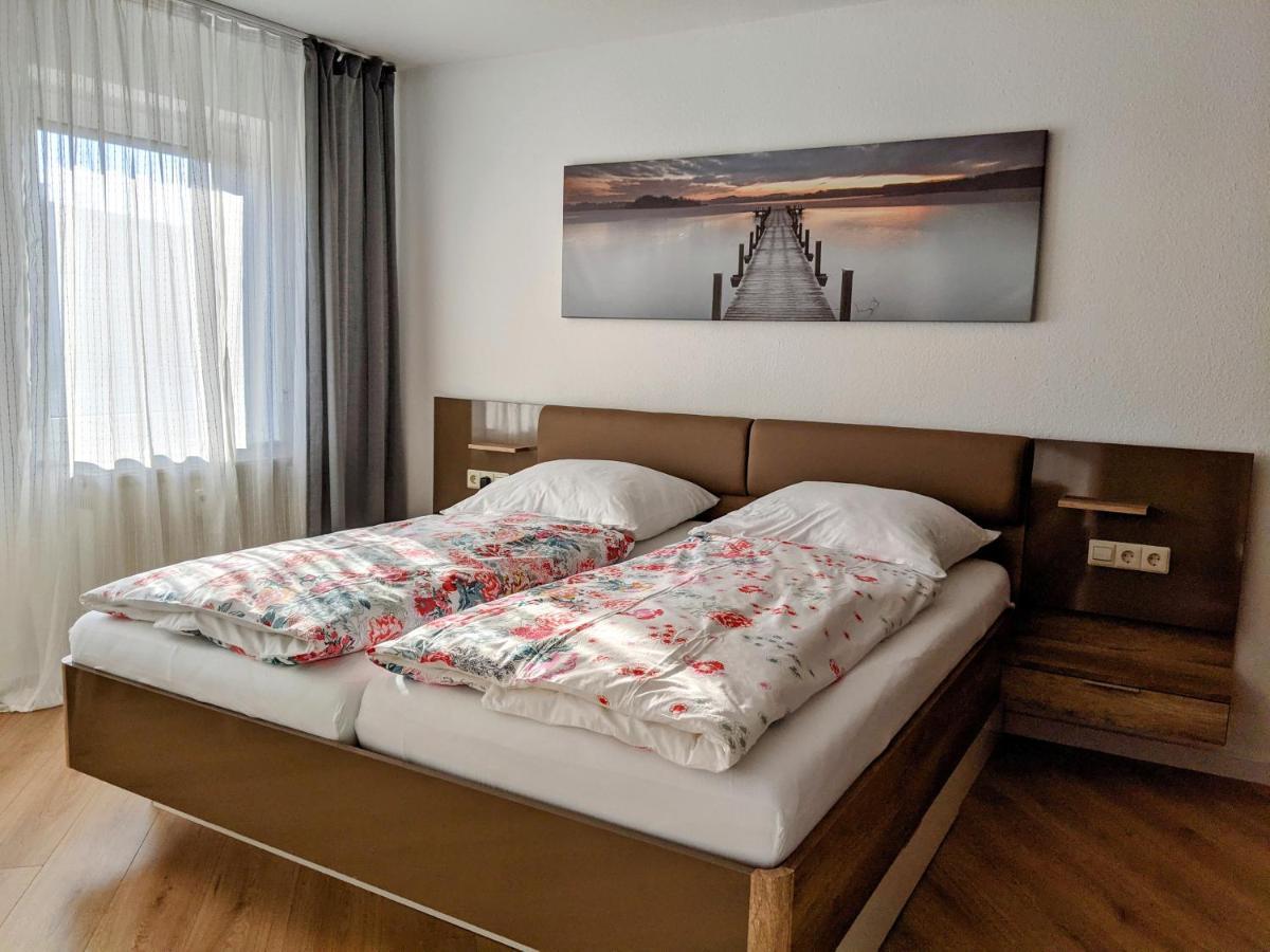 Cozy Apartment With Parking Garage Near Outlet Metzingen  Dış mekan fotoğraf