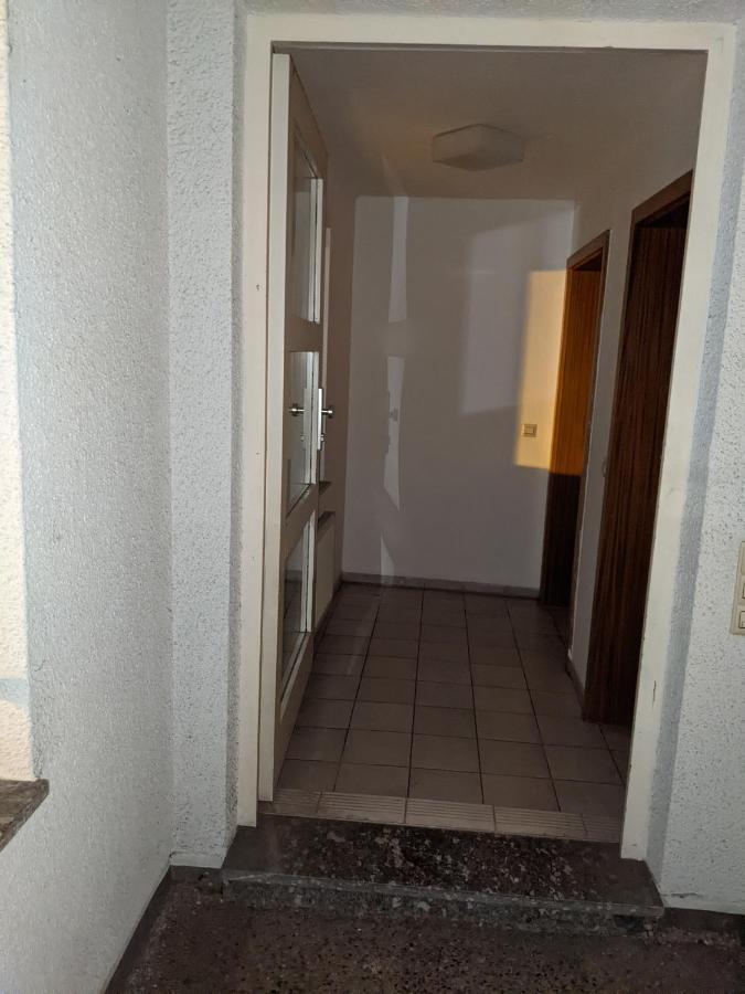 Cozy Apartment With Parking Garage Near Outlet Metzingen  Dış mekan fotoğraf